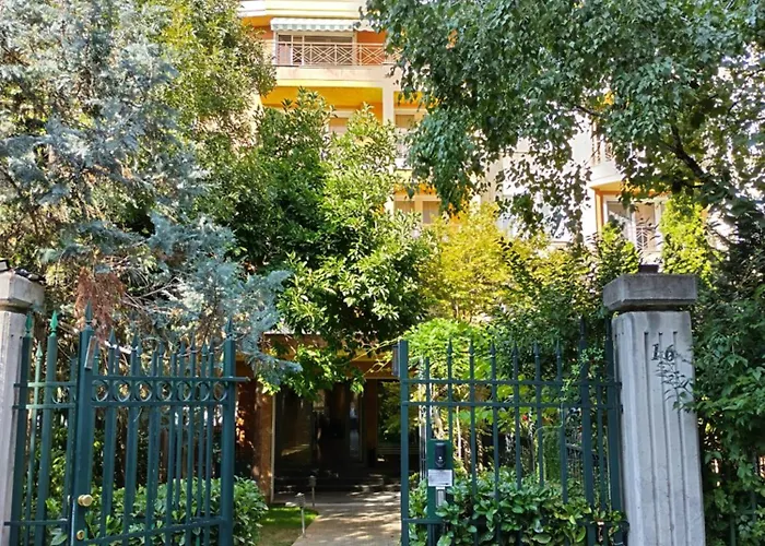Aparthouse Borovo